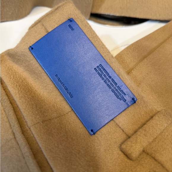 Off-White Cashmere Tan/Camel tailor suit - Runway piece 1 of 1 - Picture 10 of 16